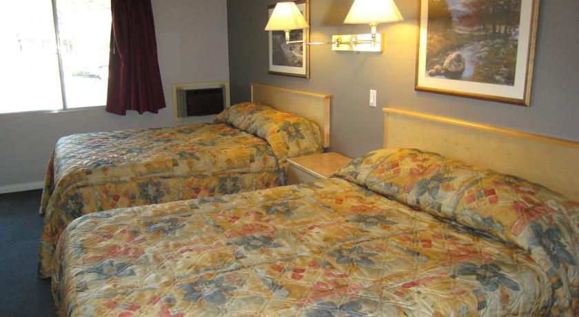 Econo Lodge Golden Exterior photo