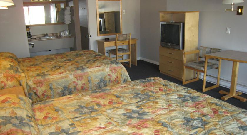 Econo Lodge Golden Room photo